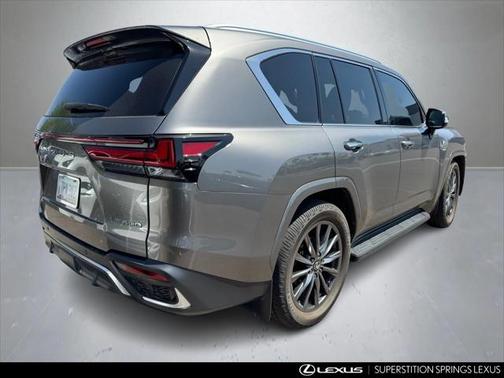 2022 Lexus LX 600 Base
