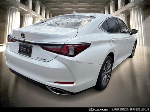 2022 Lexus ES 350 Base