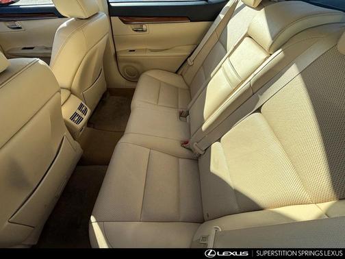 2014 Lexus ES 300h Base