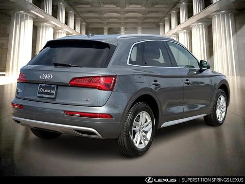 2020 Audi Q5 45 Titanium Premium