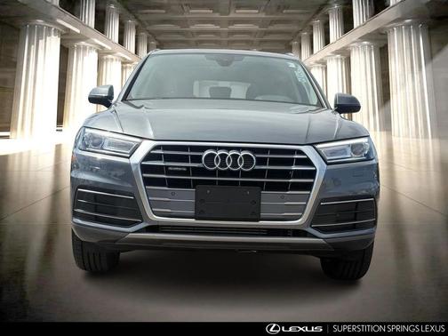 2020 Audi Q5 45 Titanium Premium