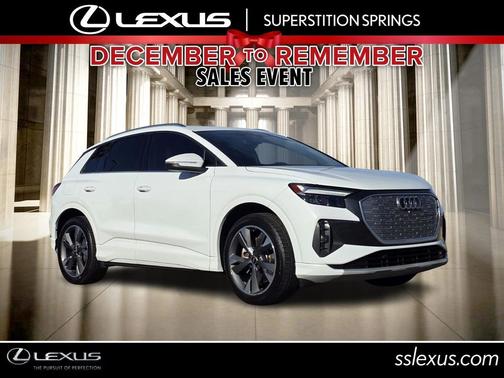 2022 Audi e-tron Premium Plus