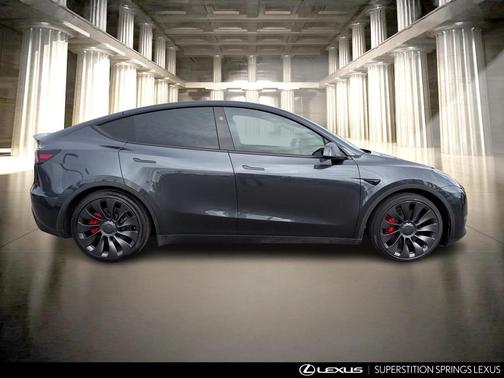 2025 Tesla Model Y Performance