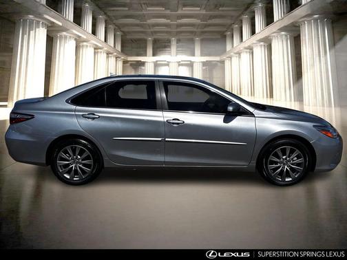 2017 Toyota Camry XLE