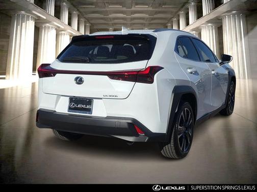 2026 Lexus UX 300h Base