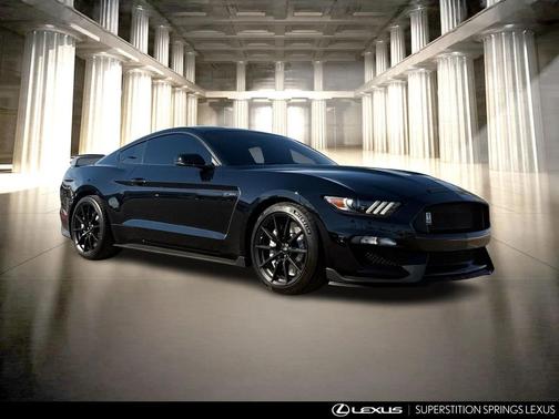2018 Ford Shelby GT350 Base