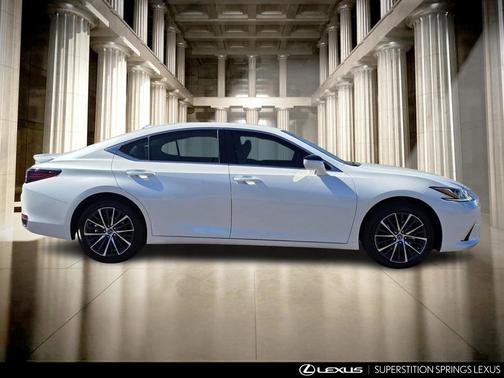 2025 Lexus ES 300h Base