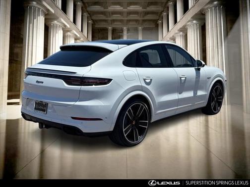 2023 Porsche Cayenne Platinum Edition