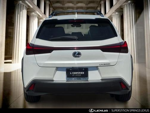 2025 Lexus UX 300h Base