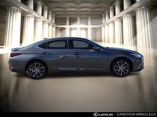 2023 Lexus ES 300h Base