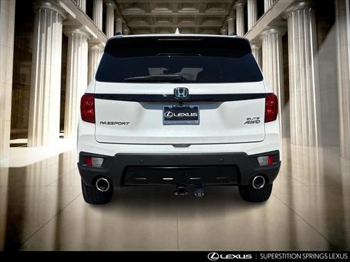 2023 Honda Passport Elite