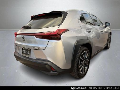 Iridium 2025 Lexus UX 300h Base