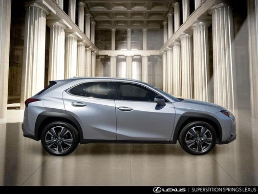 Iridium 2025 Lexus UX 300h Base