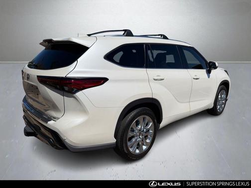 Blizzard Pearl 2021 Toyota Highlander Limited