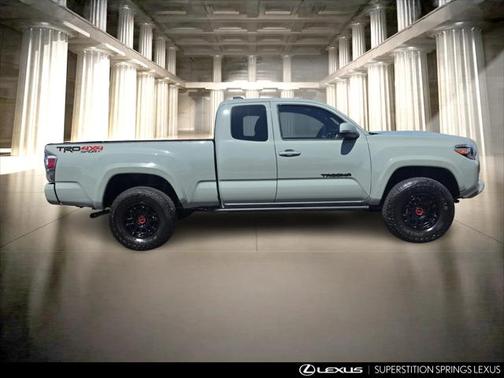 2022 Toyota Tacoma TRD Sport