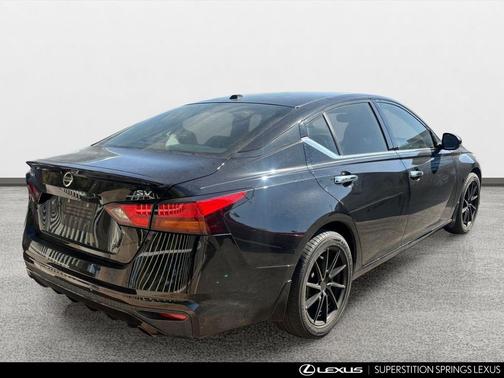 Super Black 2019 Nissan Altima 2.5 SV