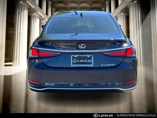 2024 Lexus ES 300h Base
