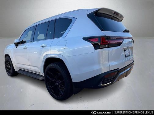 2024 Lexus LX 600 Premium