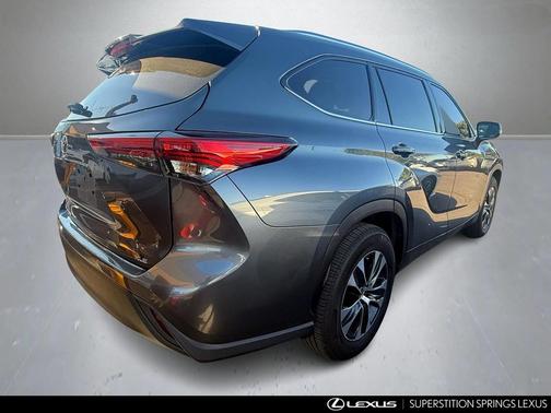 2020 Toyota Highlander XLE