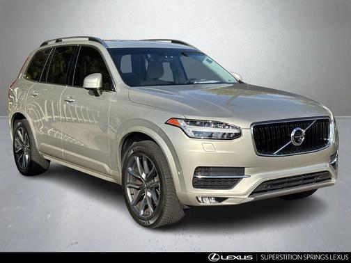 2018 Volvo XC90 T6 Momentum