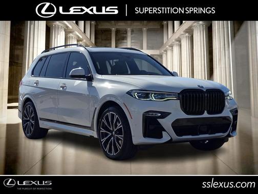 2021 BMW X7 M50i
