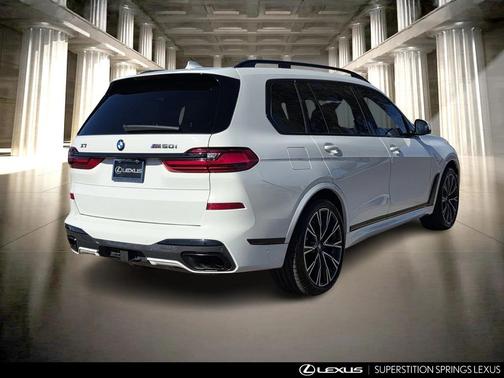 2021 BMW X7 M50i