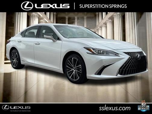 2022 Lexus ES 300h Base