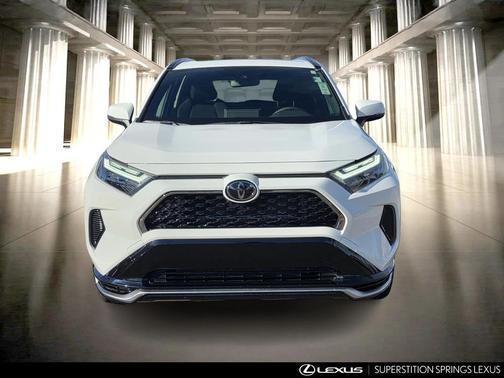 2025 Toyota RAV4 Hybrid SE