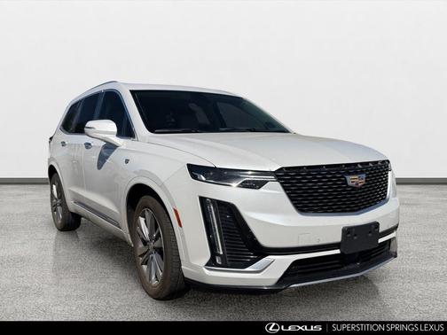 Crystal White Tricoat 2020 Cadillac XT6 Premium Luxury FWD