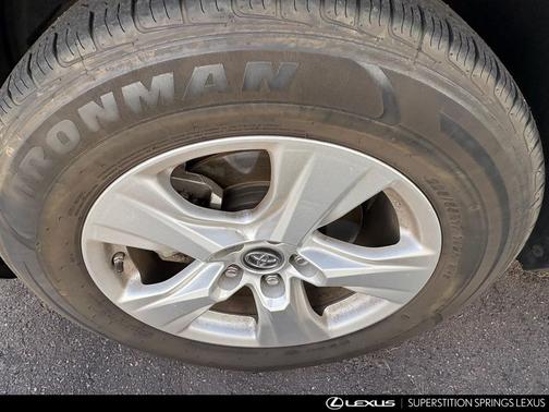 2020 Toyota RAV4 Hybrid LE