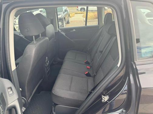 2018 Volkswagen Tiguan Limited 2.0T 4MOTION