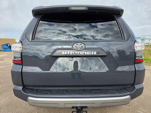 2024 Toyota 4Runner TRD Off Road