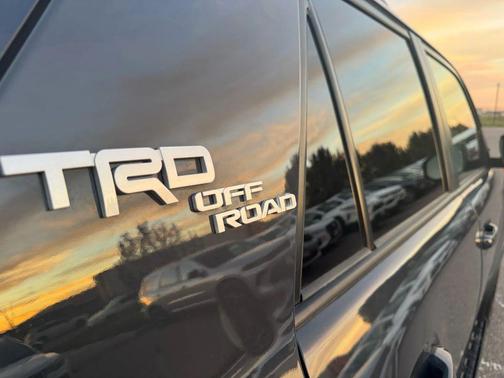 2024 Toyota 4Runner TRD Off Road