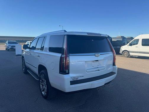 2020 Cadillac Escalade Luxury