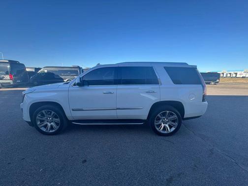 2020 Cadillac Escalade Luxury