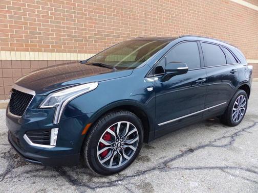 2025 Cadillac XT5 Sport