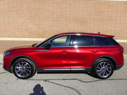 2024 Lincoln Corsair Premiere 4dr SUV