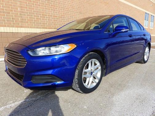 2016 Ford Fusion SE