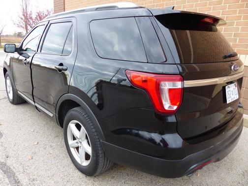 2019 Ford Explorer XLT 4dr SUV