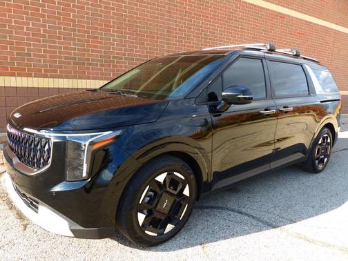 2025 Kia Carnival EX