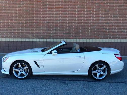 2013 Mercedes-Benz SL-Class SL 550 2dr Convertible