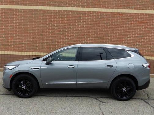 2023 Buick Enclave Essence AWD