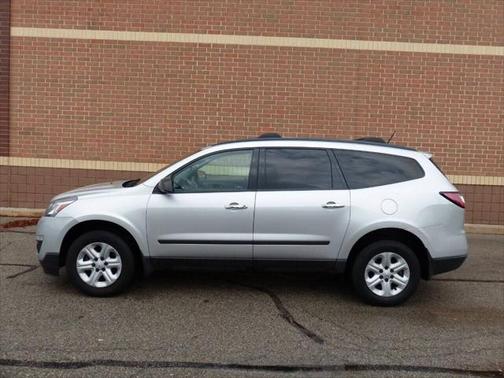 2017 Chevrolet Traverse LS