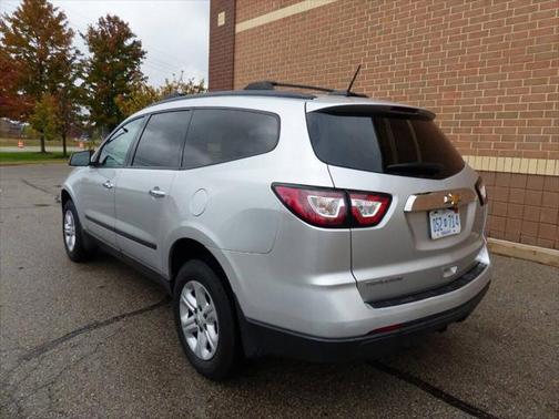 2017 Chevrolet Traverse LS