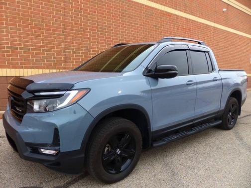 2022 Honda Ridgeline Black