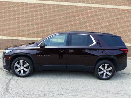 2023 Chevrolet Traverse LT Leather