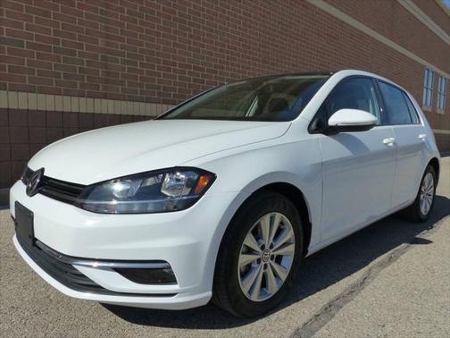 2018 Volkswagen Golf TSI SE