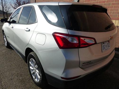 2021 Chevrolet Equinox LS