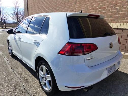2017 Volkswagen Golf TSI SE 4-Door