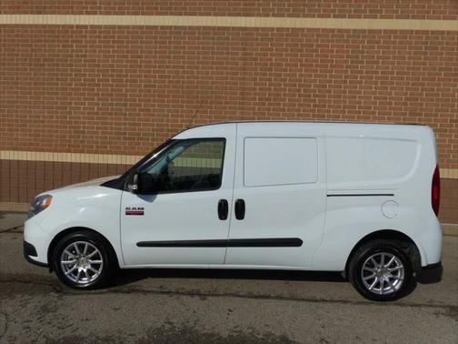 2022 RAM ProMaster City Tradesman